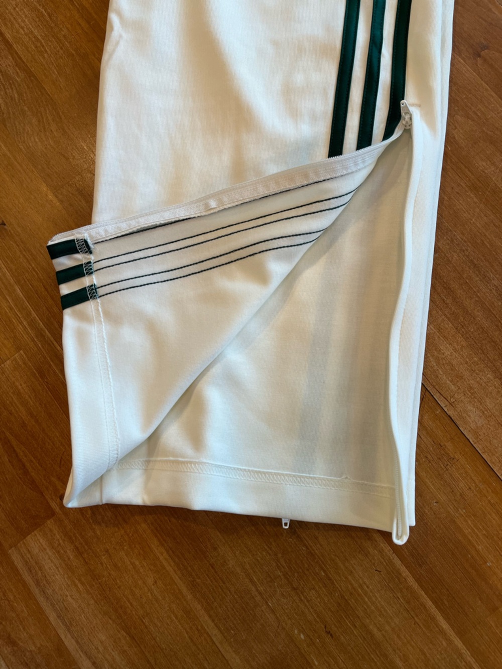 ADIDAS Firebird Roses Track Suit - Picture 14 of 15